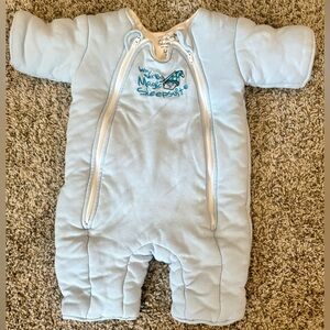 Magic Sleepsuit Size Large 18-21 lbs Baby Merlin’s Magic Sleepsuit Baby Blue